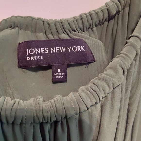 Jones New York Dress - Picture 2 of 4